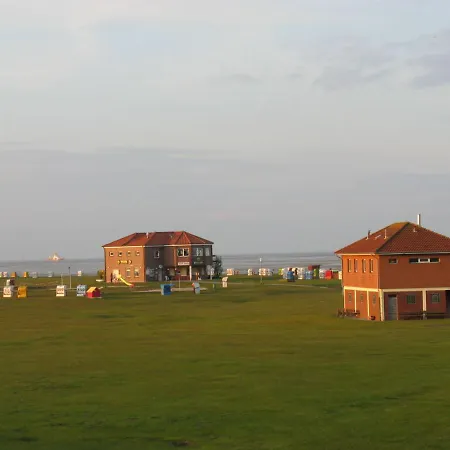 Hannemann-1 By Interhome * Schillig